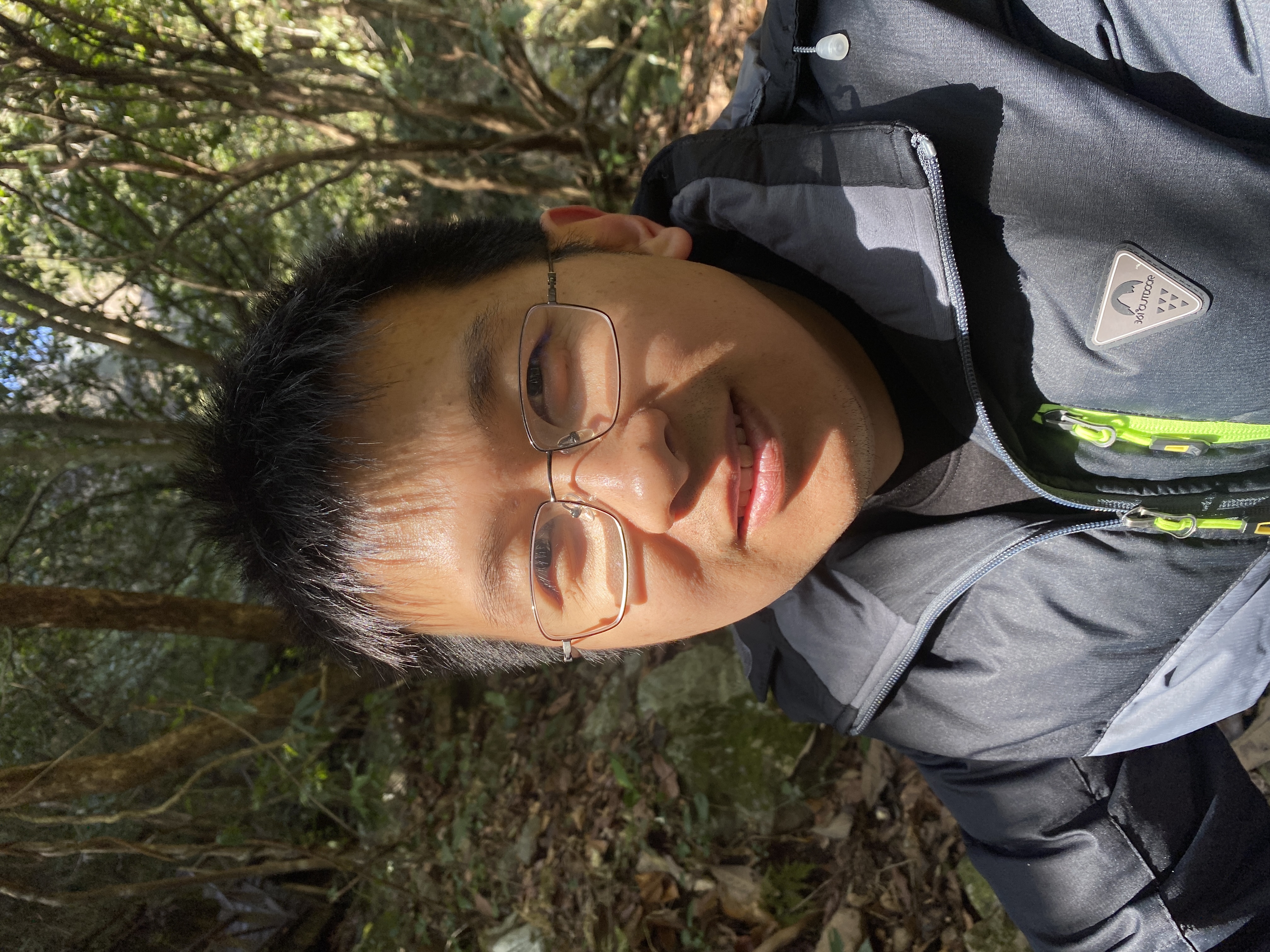 Yunqin Zheng